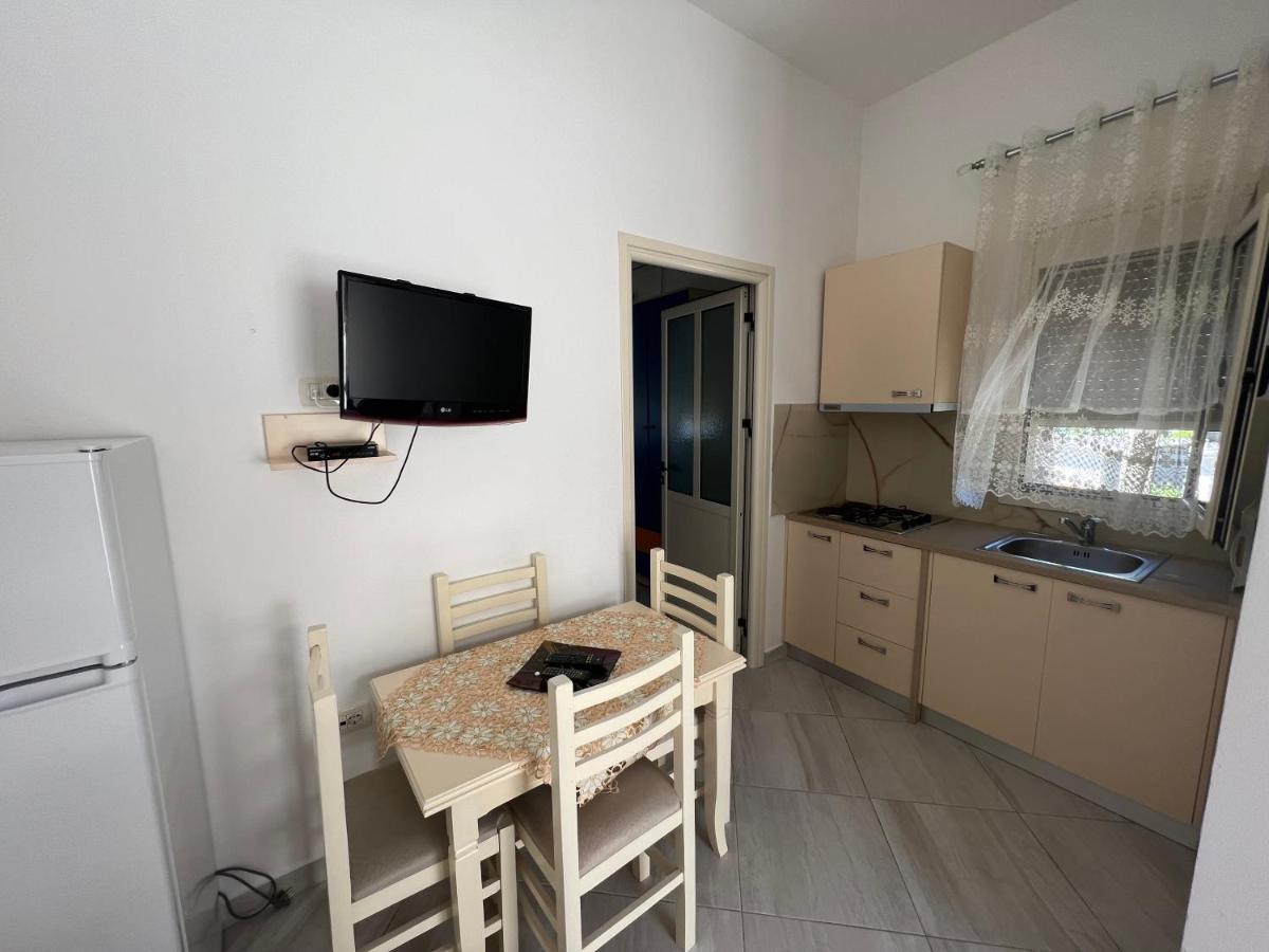 Guest House Vlore Bagian luar foto